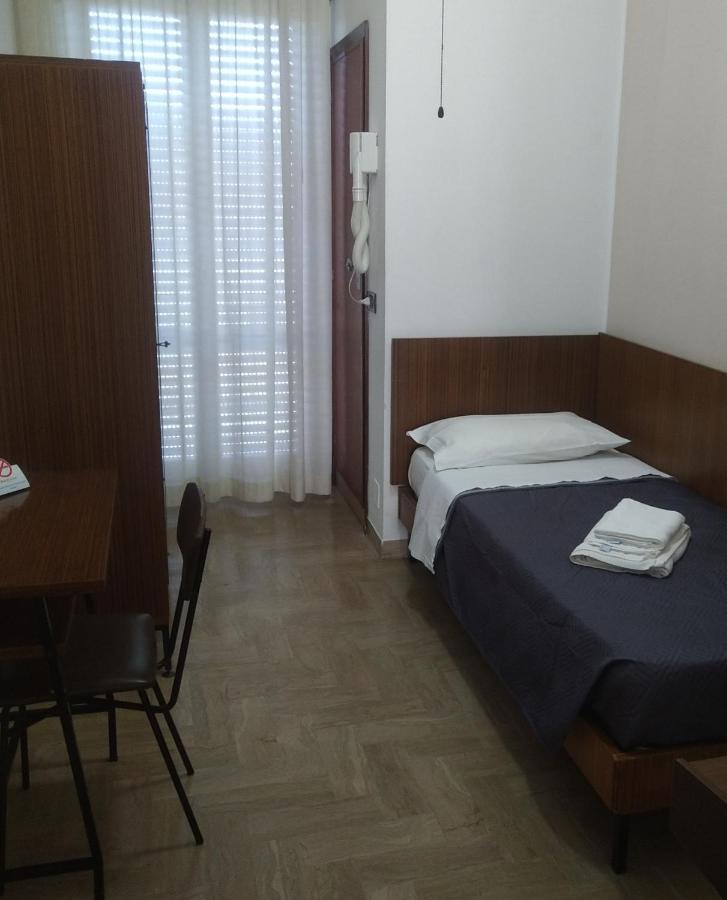 Hotel Luca ريميني المظهر الخارجي الصورة