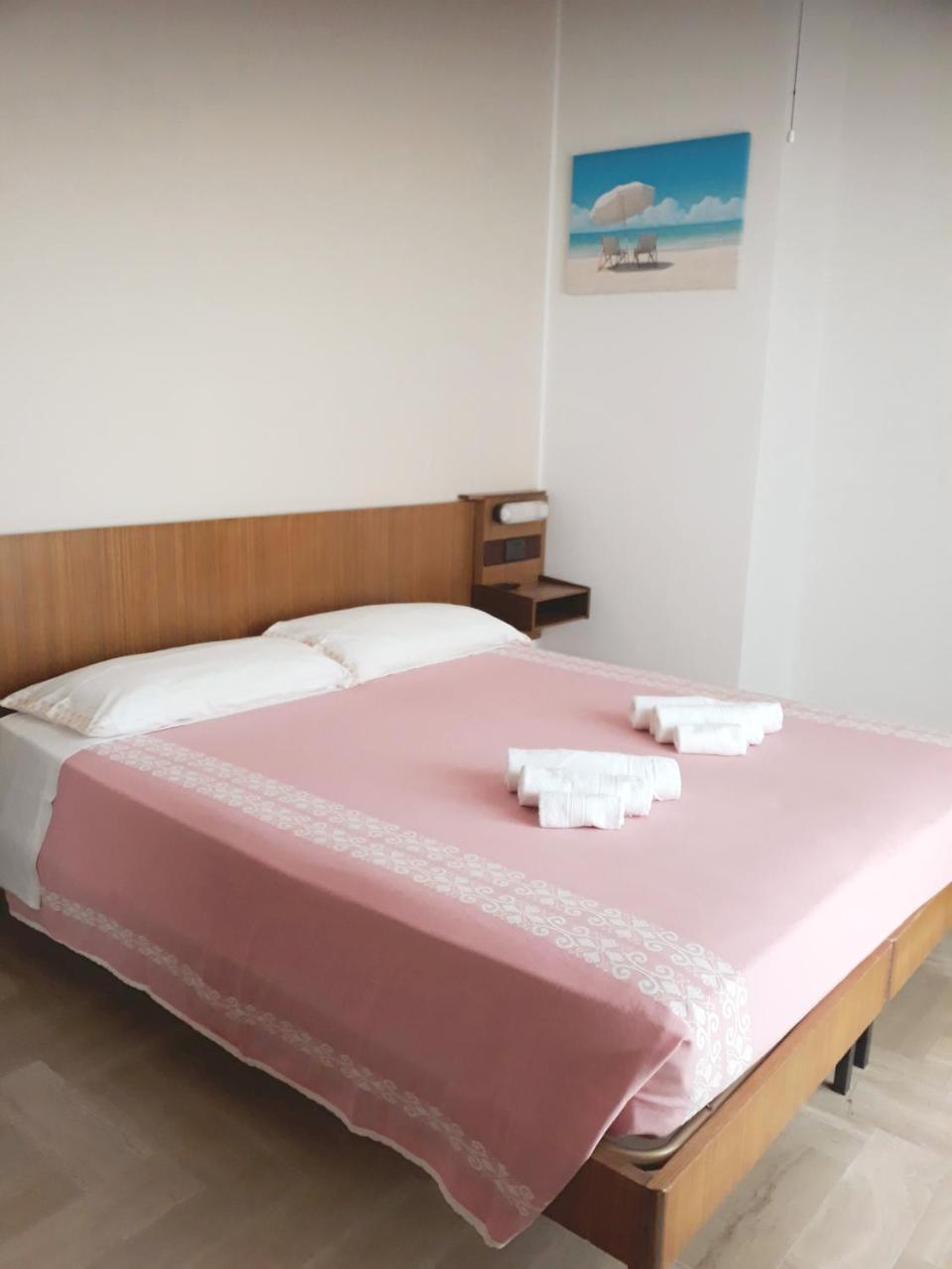 Hotel Luca ريميني المظهر الخارجي الصورة